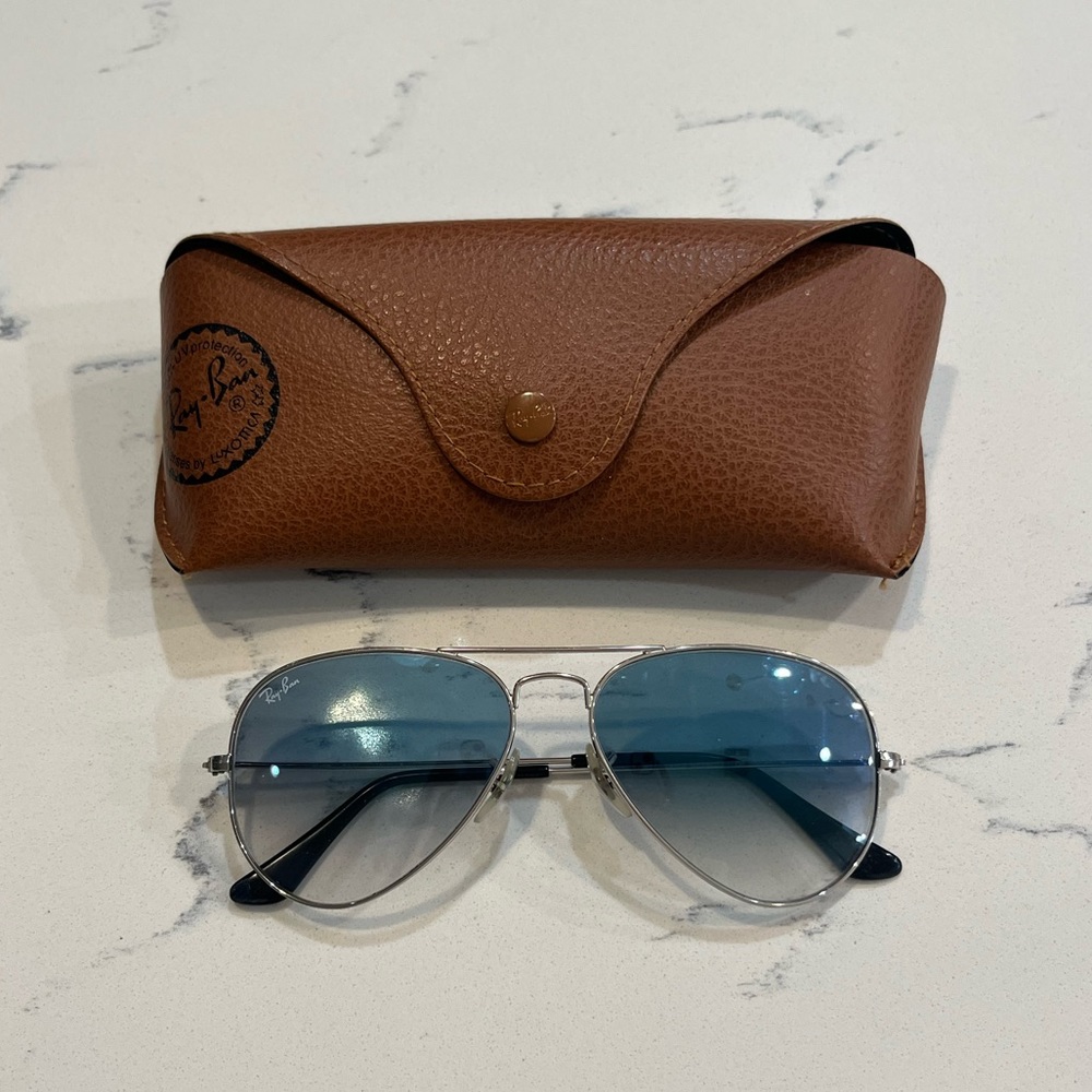 Ray-Ban Aviator Sunglasses